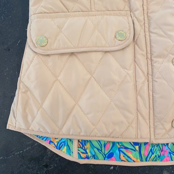 Lilly Pulitzer Quilted Vest - Picture 9 of 9